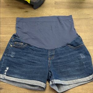 Women's Blue Jean Maternity Shorts - Size Large